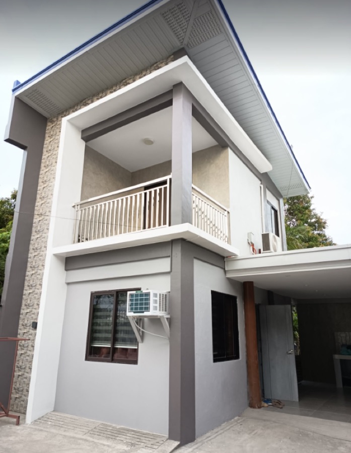Two-storey residence in Punta II, Tanza, Cavite